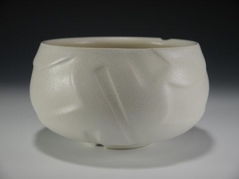 Steve Kelly White serving bowl